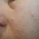 Swatch de peggy vanderhispallie : Pain nettoyant surgras XeraCalm A.D., Avène