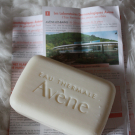 Swatch de peggy vanderhispallie : Pain nettoyant surgras XeraCalm A.D., Avène