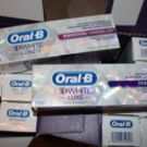 Swatch de peggy vanderhispallie : Dentifrice 3D White Luxe Perfection, Oral-B