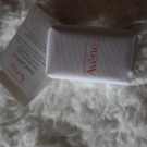 Swatch de peggy vanderhispallie : Pain nettoyant surgras XeraCalm A.D., Avène