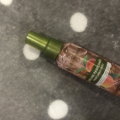 Swatch de Mariamakeup : Brume Parfumée Corps & Cheveux Pêche & Anis Etoilé, Yves Rocher