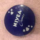 Swatch de Mariamakeup : Nivea Crème, Nivea