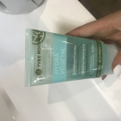 Swatch de oregane05 : Gel Nettoyant Fraîcheur Hydra Végétal, YVES ROCHER