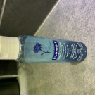 Swatch de NerBeauty : Eau florale démaquillante au Bleuet apaisant, LABORATOIRE KLORANE