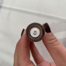 Swatch de NerBeauty : Conceal & Define Concealer, Makeup Revolution