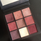 Swatch de spookx1809 : Essentials Eye Palette - Palettes d'ombres à paupières, Huda Beauty