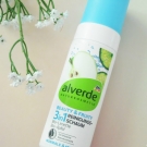 Swatch de Aunatur-elle : Mousse nettoyante 3 en 1, Alverde