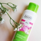 Swatch de Aunatur-elle : Shampoing au Lait de Rose, Lavera