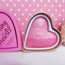 Swatch de Aunatur-elle : I Heart Makeup Blushing Hearts, Makeup Revolution