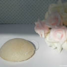 Swatch de Aunatur-elle : Eponge Konjac au charbon de bambou, The Konjac Sponge Co