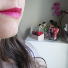 Swatch de Aunatur-elle : Melted - Rouge à lèvres liquéfié longue tenue, Too Faced