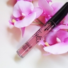 Swatch de Aunatur-elle : Matte Liquid Lipstick, Kylie Cosmetics
