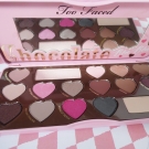 Swatch de Aunatur-elle : Chocolate Bon Bons, Too Faced