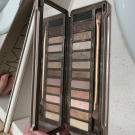 Swatch de Aurelie_testeuse : Naked 2  Basics Palette, Urban Decay