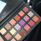 Swatch de camille.rchr : Desert Dusk Eyeshadow Palette - Palette de fards à paupières, Huda Beauty