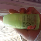 Swatch de Vmell : Déodorant Fraîcheur Grenade d'Espagne 0% Sels d'Aluminium, Yves Rocher