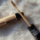 Swatch de Flor Bela : Liquid camouflage, Catrice