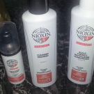 Swatch de COLOMBINE1313 : Kit densifiant en 3 parties N°4, Nioxin