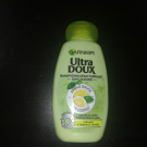 Swatch de Testeusebeauteparty : Shampoing Purifiant Argile Douce et Cédrat, Garnier