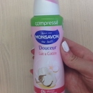 Swatch de Charlène91170 : Déodorant Douceur lait grenade & fleur de jasmin - Compressé, Monsavon