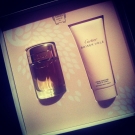 Swatch de Charlène91170 : Baiser volé, Cartier