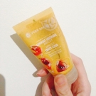 Swatch de Charlène91170 : Gommage Gourmand Abricot, Yves Rocher