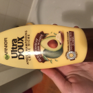 Swatch de SamiaLchm : Après Shampoing Crème Riche Huile d'avocat et karité, Garnier