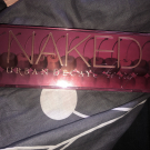 Swatch de Byliaa : Naked Cherry - Palette de fards à paupières, Urban Decay