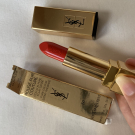 Swatch de Axelled11 : Rouge pur couture, Yves Saint Laurent