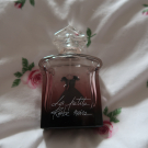 Swatch de leabeautyfr : La Petite Robe Noire - Eau de Parfum, Guerlain
