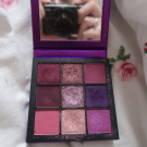 Swatch de leabeautyfr : Obsessions Eyeshadow Palette Palette de fards à paupières, Huda Beauty